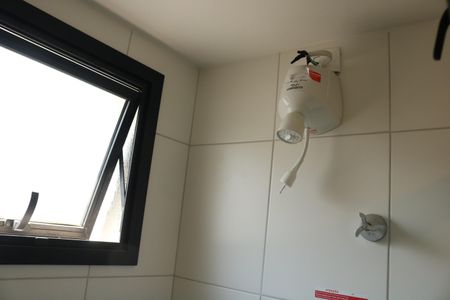 Banheiro de apartamento para alugar com 1 quarto, 24m² em Pompeia, São Paulo