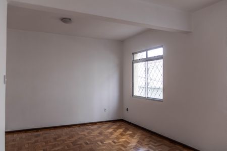 Sala de apartamento para alugar com 3 quartos, 99m² em Prado, Belo Horizonte