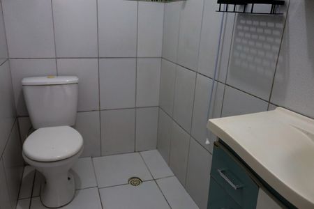 Casa para alugar com 42m², 1 quarto e sem vagaBanheiro