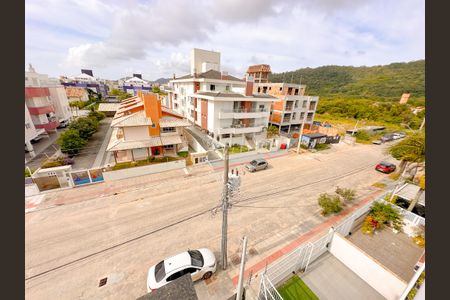 Apartamento para alugar com 200m², 3 quartos e sem vagaVista da Sacada