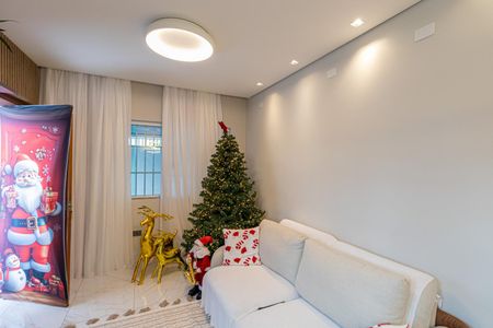 Casa à venda com 135m², 3 quartos e 3 vagasSala