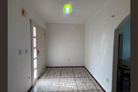 Casa para alugar com 360m², 4 quartos e 2 vagas Casa para alugar com 360m², 4 quartos e 2 vagasSala