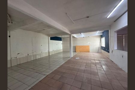 Casa para alugar com 360m², 4 quartos e 2 vagas Casa para alugar com 360m², 4 quartos e 2 vagasÁrea comum