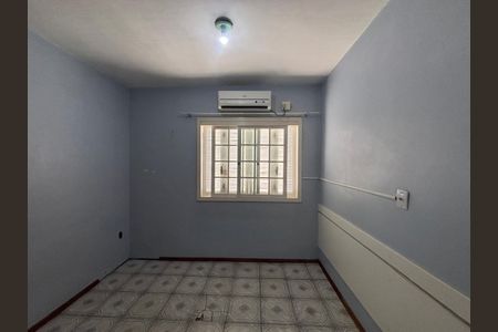 Casa para alugar com 360m², 4 quartos e 2 vagas Casa para alugar com 360m², 4 quartos e 2 vagasQuarto