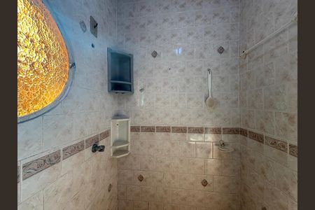 Casa para alugar com 360m², 4 quartos e 2 vagas Casa para alugar com 360m², 4 quartos e 2 vagasBanheiro da Suíte