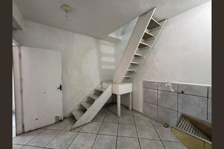 Casa para alugar com 360m², 4 quartos e 2 vagas Casa para alugar com 360m², 4 quartos e 2 vagasÁrea de serviço