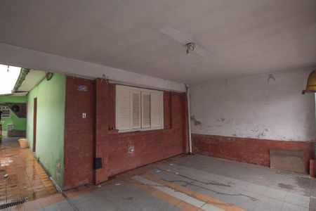 Casa à venda com 216m², 5 quartos e 2 vagas Casa à venda com 216m², 5 quartos e 2 vagasGaragem