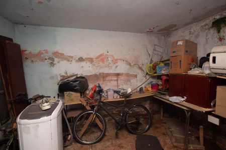 Casa à venda com 216m², 5 quartos e 2 vagas Casa à venda com 216m², 5 quartos e 2 vagasQuarto 3 Casa 2