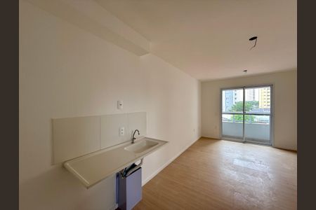 Studio para alugar com 24m², 0 quarto e sem vaga Studio para alugar com 24m², 0 quarto e sem vagaCozinha