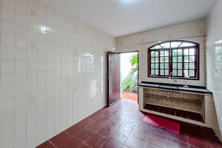 Casa para alugar com 100m², 3 quartos e 2 vagasCozinha