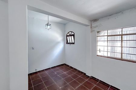 Casa para alugar com 100m², 3 quartos e 2 vagasQuarto 1