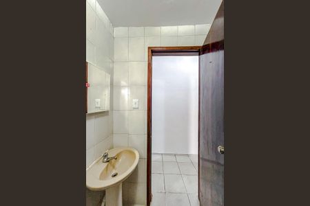 Casa para alugar com 100m², 3 quartos e 2 vagasBanheiro 2