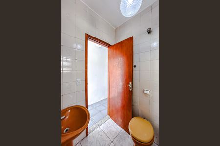 Casa para alugar com 100m², 3 quartos e 2 vagasBanheiro 1