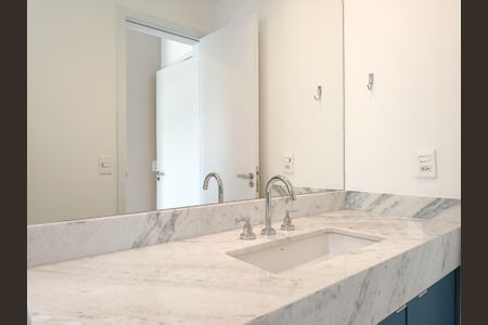 Apartamento para alugar com 142m², 3 quartos e 2 vagas Apartamento para alugar com 142m², 3 quartos e 2 vagasBanheiro da Suíte 2