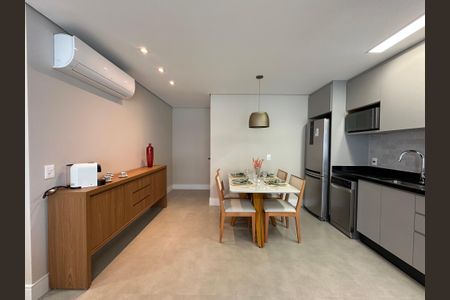 Apartamento para alugar com 75m², 2 quartos e 1 vagaSala