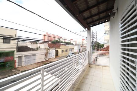 Sacada de apartamento para alugar com 1 quarto, 55m² em Martins, Uberlândia