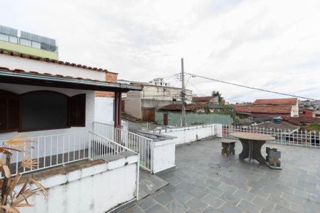 Casa para alugar com 230m², 2 quartos e 1 vagaVaranda
