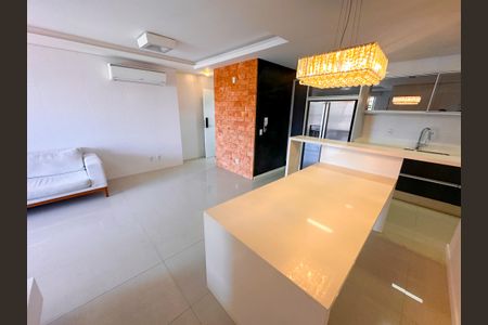 Sala de Jantar de apartamento para alugar com 4 quartos, 113m² em Praia Comprida, São José
