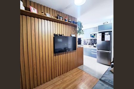 Sala de apartamento para alugar com 2 quartos, 39m² em Padroeira, Osasco