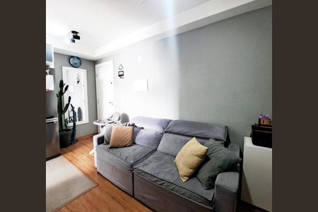 Sala de apartamento para alugar com 2 quartos, 39m² em Padroeira, Osasco