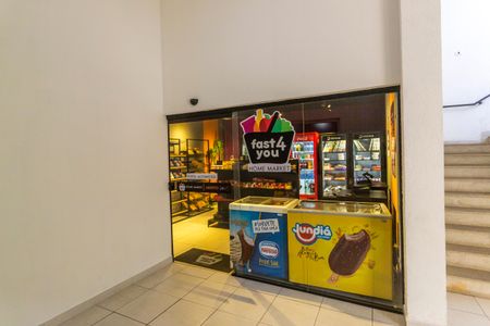 Apartamento para alugar com 68m², 2 quartos e 1 vagaMercado