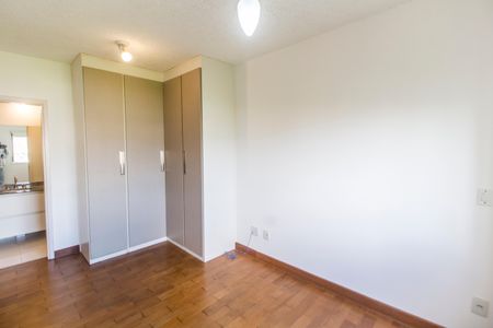 Apartamento para alugar com 68m², 2 quartos e 1 vagaSuíte