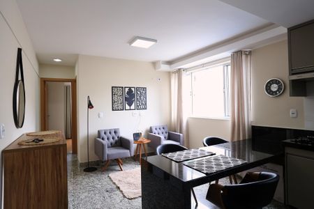 Sala de apartamento para alugar com 1 quarto, 47m² em Savassi, Belo Horizonte