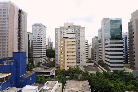 Vista do Quarto de apartamento para alugar com 1 quarto, 47m² em Savassi, Belo Horizonte