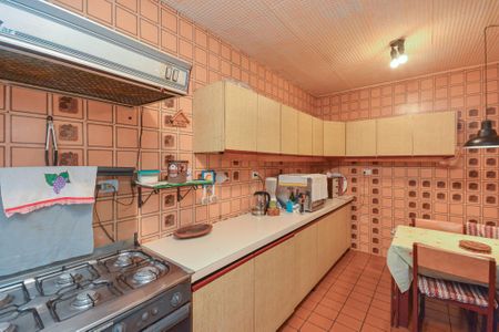 Casa à venda com 280m², 4 quartos e 2 vagasCozinha