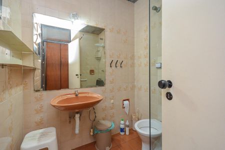 Casa à venda com 280m², 4 quartos e 2 vagasBanheiro 1