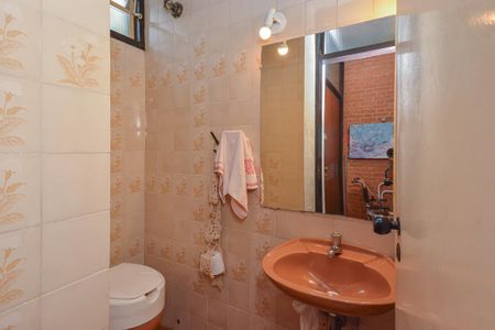 Casa à venda com 280m², 4 quartos e 2 vagasBanheiro 2