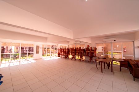 Apartamento para alugar com 63m², 2 quartos e 1 vaga Apartamento para alugar com 63m², 2 quartos e 1 vagaÁrea comum - Salão de festas