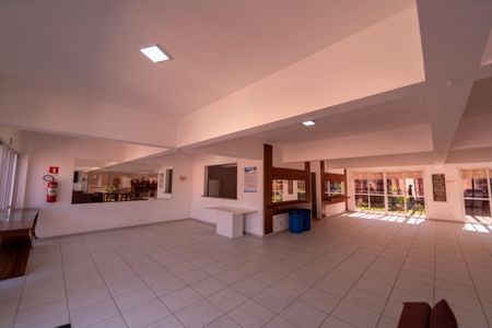 Apartamento para alugar com 63m², 2 quartos e 1 vaga Apartamento para alugar com 63m², 2 quartos e 1 vagaÁrea comum - Salão de festas