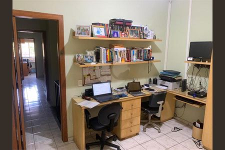 Casa à venda com 150m², 2 quartos e 1 vaga