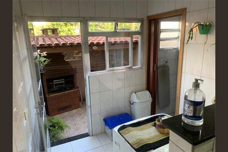 Casa à venda com 150m², 2 quartos e 1 vaga