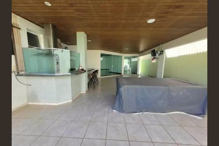 Casa para alugar com 3 quartos, 400m² em Morada da Colina, Uberlândia