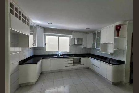 Cozinha de casa para alugar com 3 quartos, 400m² em Morada da Colina, Uberlândia