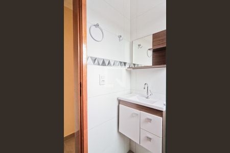 Apartamento para alugar com 65m², 2 quartos e sem vagaBanheiro