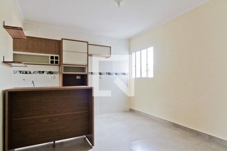 Sala de apartamento para alugar com 2 quartos, 65m² em Vila Mangalot, São Paulo