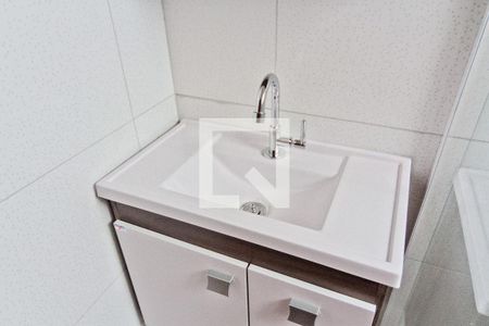 Apartamento para alugar com 65m², 2 quartos e sem vaga Apartamento para alugar com 65m², 2 quartos e sem vagaBanheiro