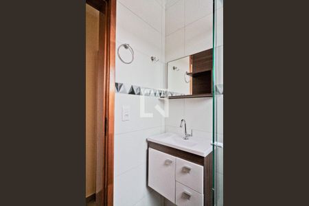 Apartamento para alugar com 65m², 2 quartos e sem vagaBanheiro