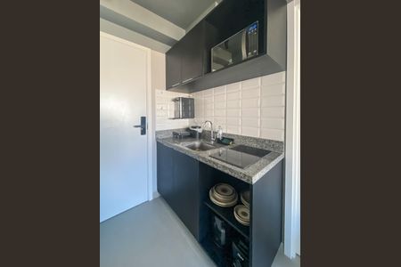 Studio para alugar com 26m², 1 quarto e sem vaga Studio para alugar com 26m², 1 quarto e sem vagaCozinha