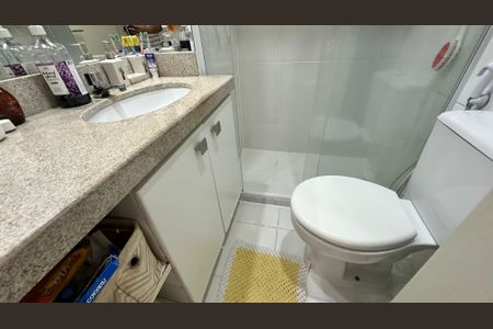 Apartamento à venda com 75m², 3 quartos e 1 vaga Apartamento à venda com 75m², 3 quartos e 1 vagaBanheiro quarto 2