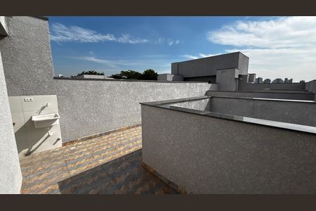 Apartamento à venda com 97m², 2 quartos e 2 vagas Apartamento à venda com 97m², 2 quartos e 2 vagasCobertura