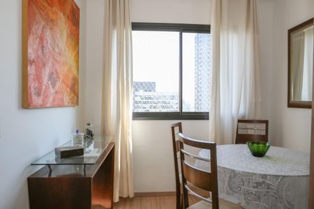 Sala e Cozinha de apartamento para alugar com 1 quarto, 24m² em Pompeia, São Paulo