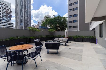 Apartamento para alugar com 24m², 1 quarto e sem vaga Apartamento para alugar com 24m², 1 quarto e sem vagaÁrea comum - Salão de festas