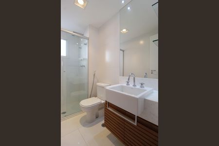 Apartamento à venda com 210m², 3 quartos e 3 vagasBanheiro da Suíte 1