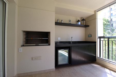 Apartamento à venda com 210m², 3 quartos e 3 vagasVaranda