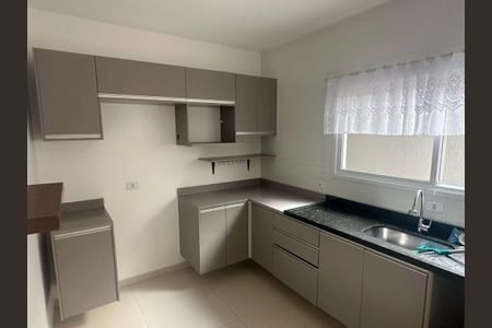 Casa à venda com 3 quartos, 114m² em Parque Sevilha, São Paulo