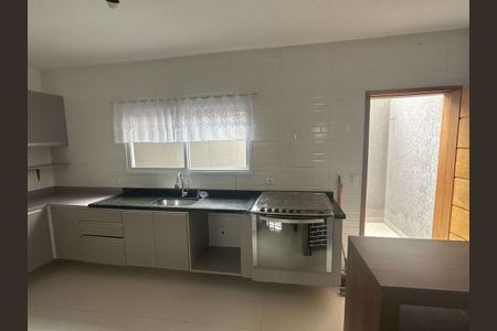 Casa à venda com 3 quartos, 114m² em Parque Sevilha, São Paulo